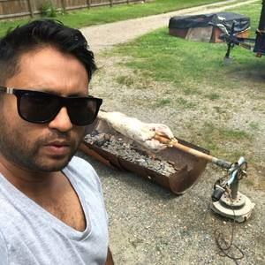 Meet your Posher, Abu